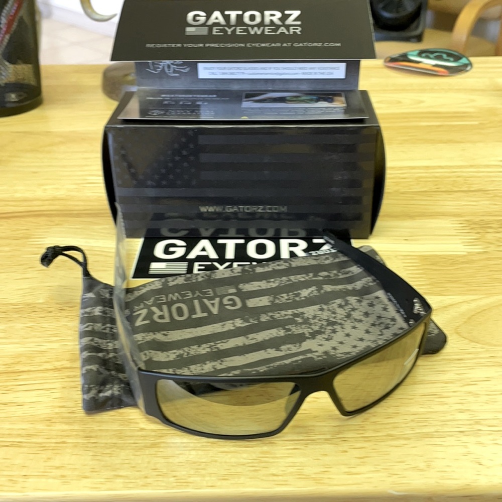 Like New Gatorz “Octane” Polarized Sunglasses